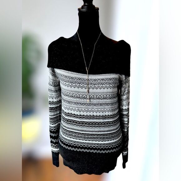 WHBM Winter Holiday Cowl Neck  Off Shoulder Fair Isle Wool Blend Sweater Size S - Picture 16 of 16